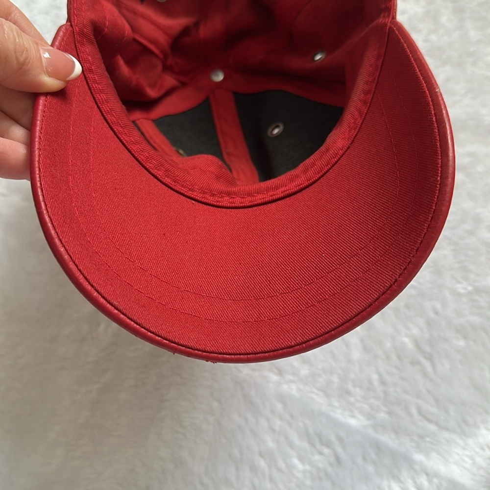 Wilsons Leather Red Cap - Picture 10 of 10